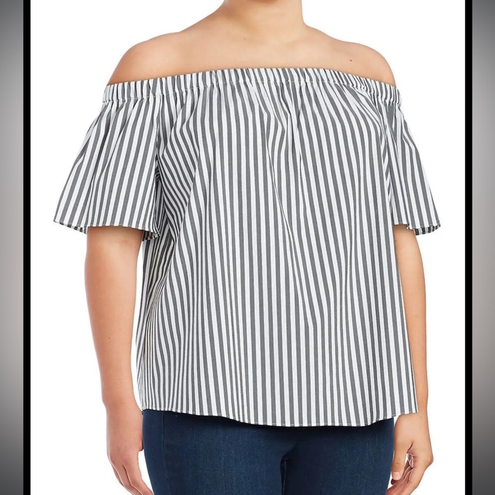 Vince Camuto gray & white stripe off the shoulder short sleeve blouse- NWT Sz S